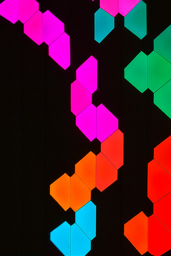 액션 가득한 탐험 장면